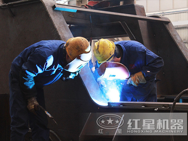 流動碎沙機生產車間