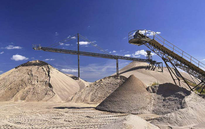 機制砂石粉太多影響混凝土質量怎么辦？砂石洗選機說：這都不是事