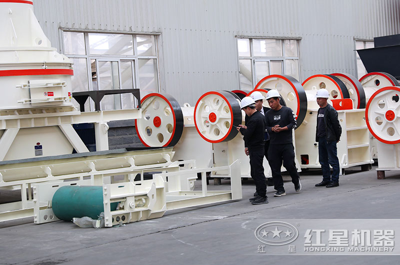 客戶前來廠區進行參觀考察