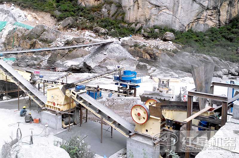 石灰石制沙生產線現場