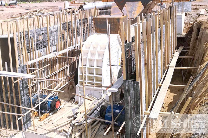 單段錘式破碎機生產現場圖 單段錘式破碎機生產現場圖