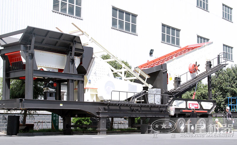 移動(dòng)錘式破碎機(jī) 移動(dòng)錘式破碎機(jī)