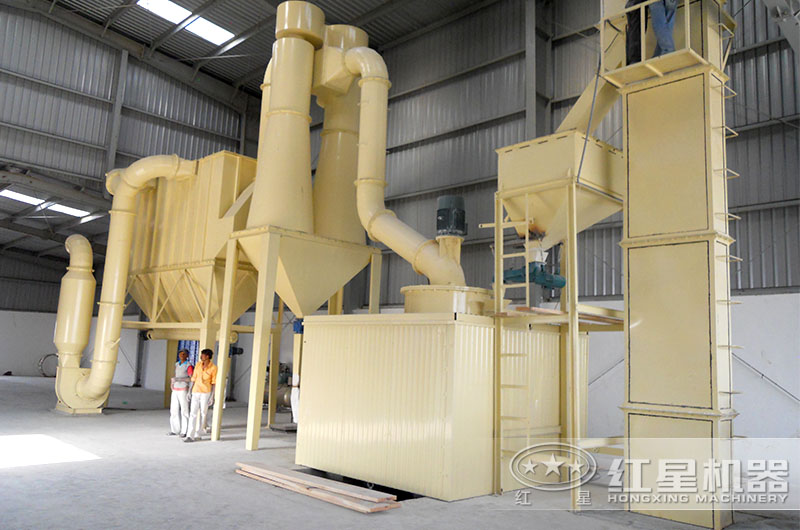 三環中速微粉磨現場