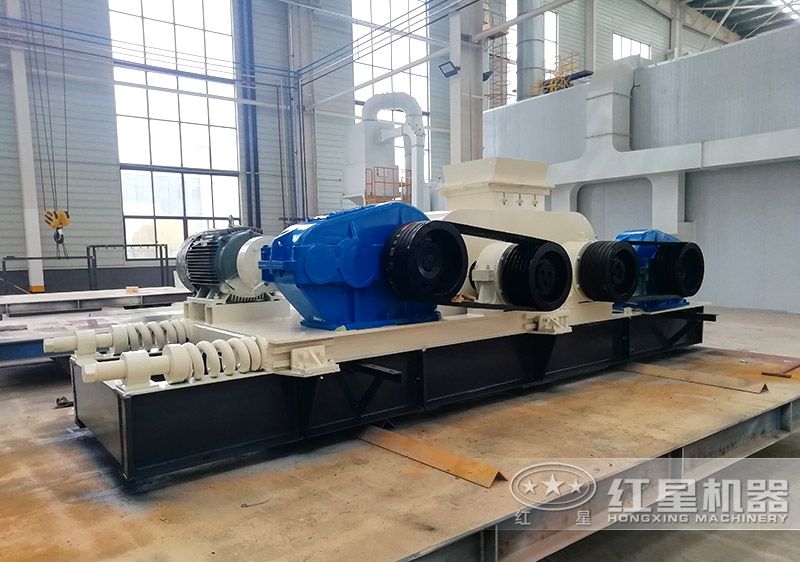 小型液壓對(duì)輥破碎機(jī)常用型號(hào)及價(jià)格，提供現(xiàn)場(chǎng)視頻