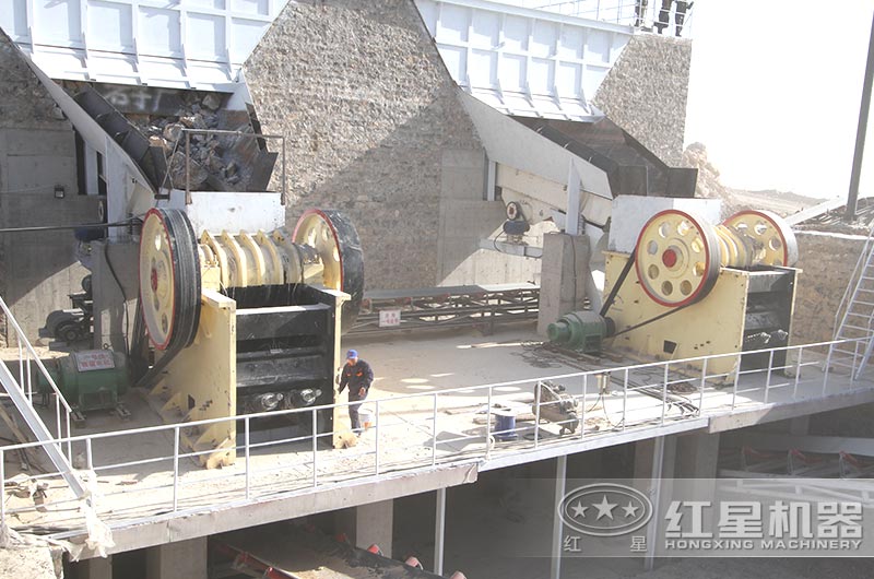 912顎式破石機產量是多少？一臺價格多少錢？